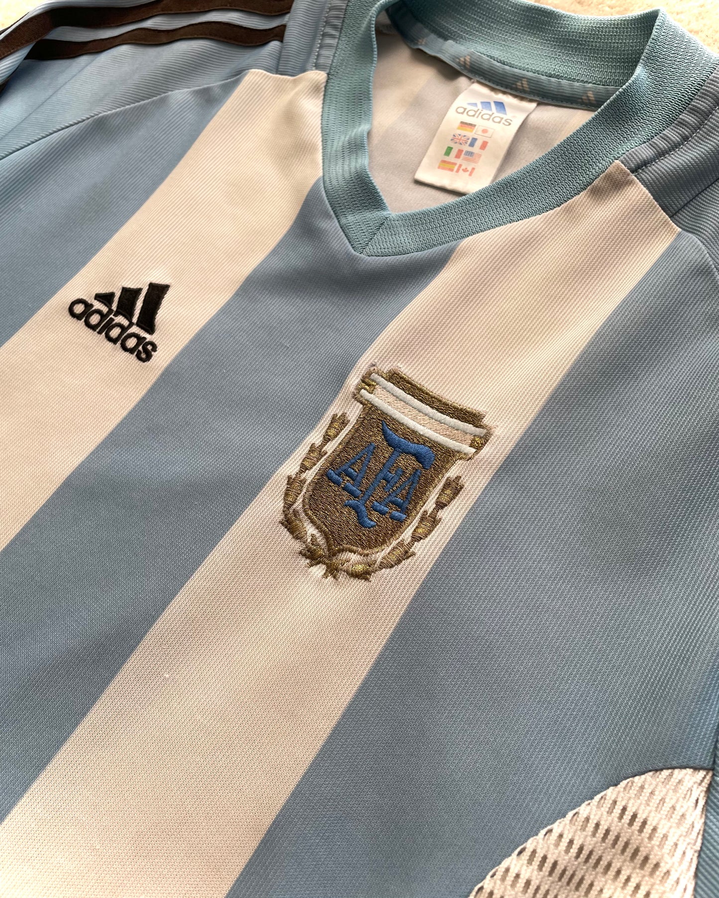 2002-2004 Argentine Home - 7,5/10 - (M)
