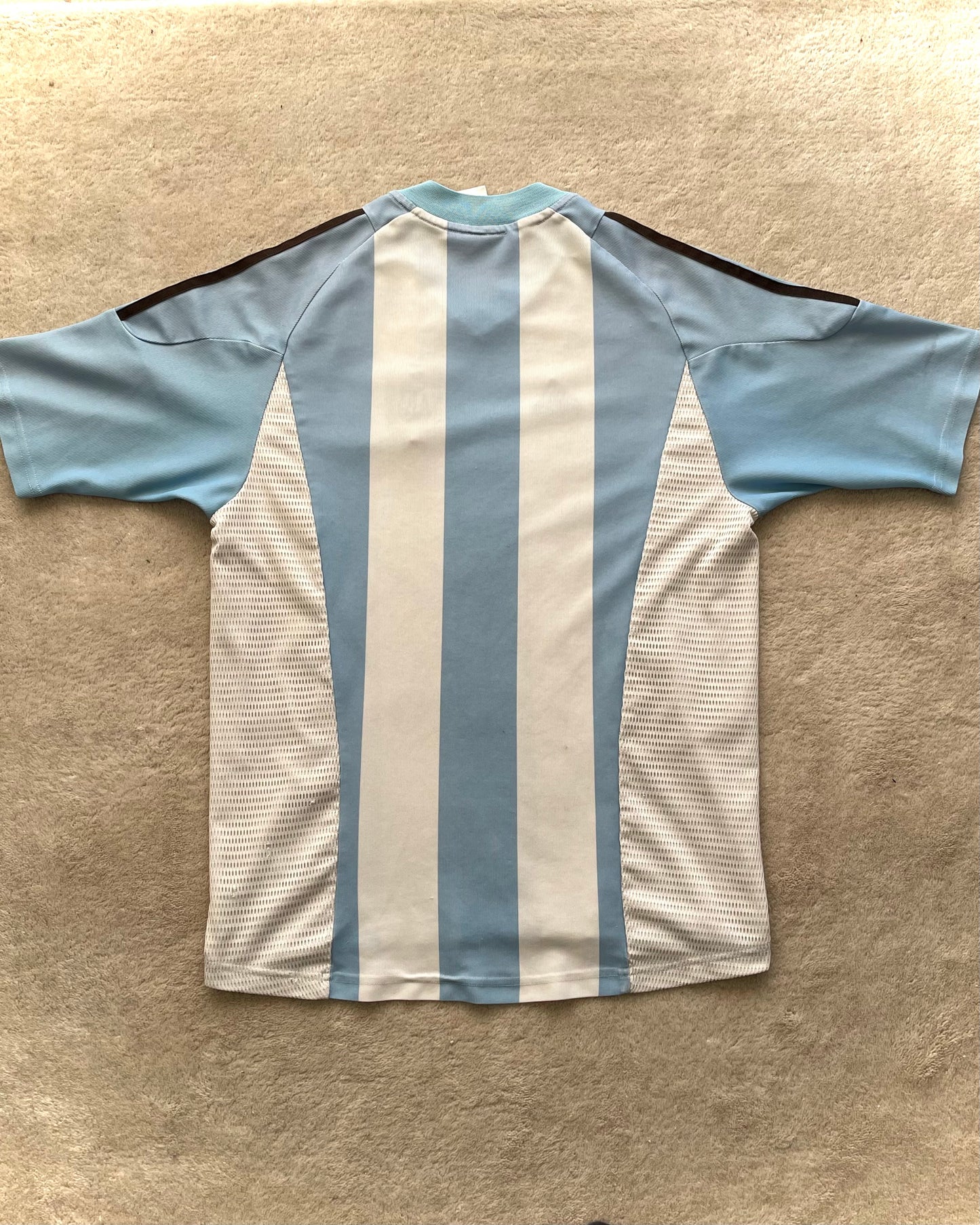 2002-2004 Argentine Home - 7,5/10 - (M)